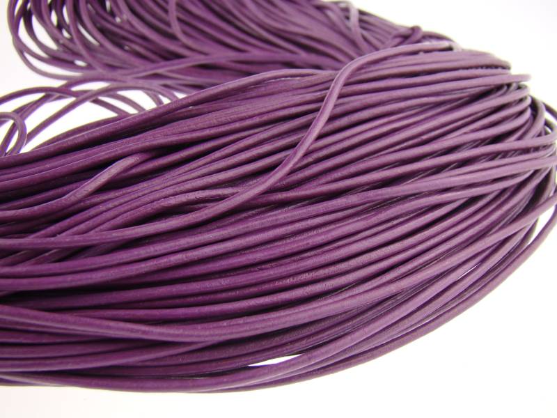 esnado Lederband 1,5 mm - Echt Leder - Lila esnado Lederband 1,5 mm - Echt Leder - Lila von Esnado