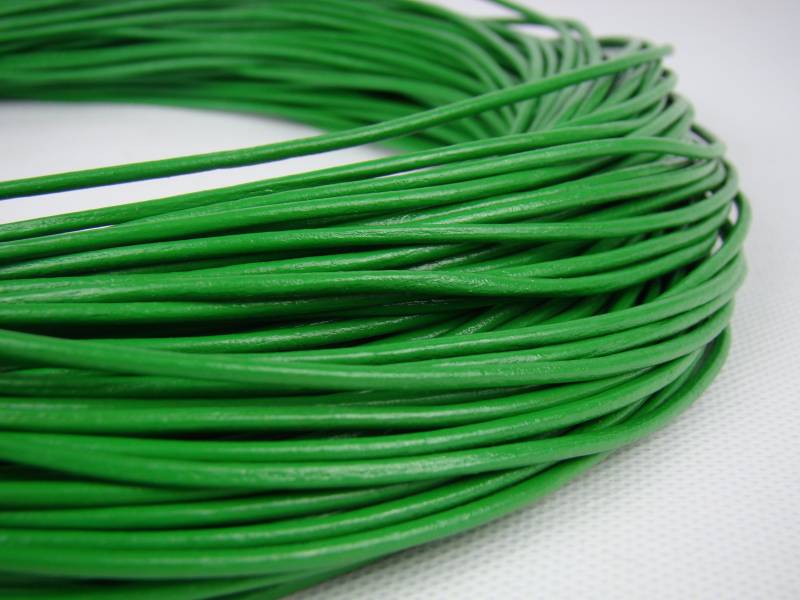 esnado Lederschnur 2mm in Grün – Echtes Rindsleder von Esnado