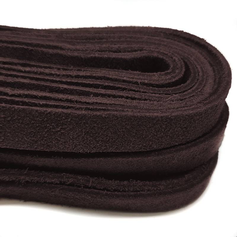 esnado Wildlederband flach, 15 mm x 2,5 mm - Braun esnado Wildlederband flach, 15 mm x 2,5 mm - Braun von Esnado