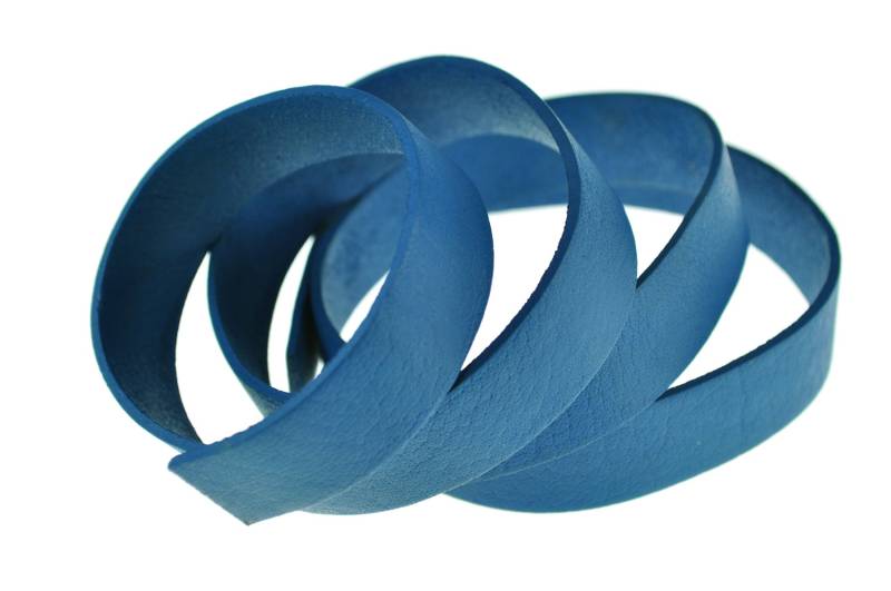 esnado flaches Lederband | Blau | 1 Meter esnado flaches Lederband | Blau | 1 Meter von Esnado