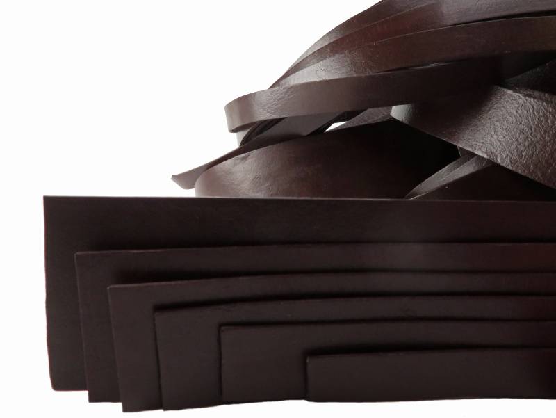 esnado flaches Lederband | Breite wählbar, Dicke ca. 1,5 mm | 1 m - Braun von Esnado