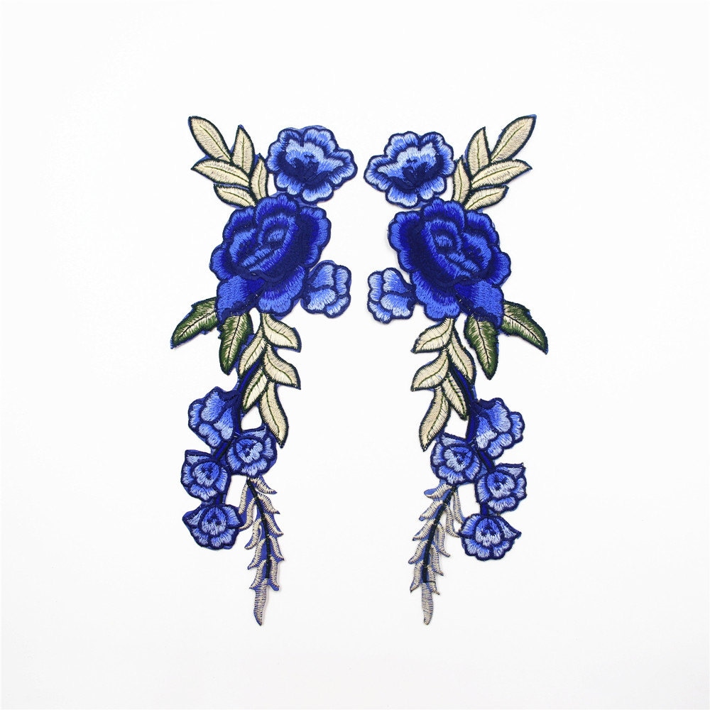 Blaue Blumen Aufnäher Gestickte Florale Verzierungen | 2 Stück von EsonfashionI
