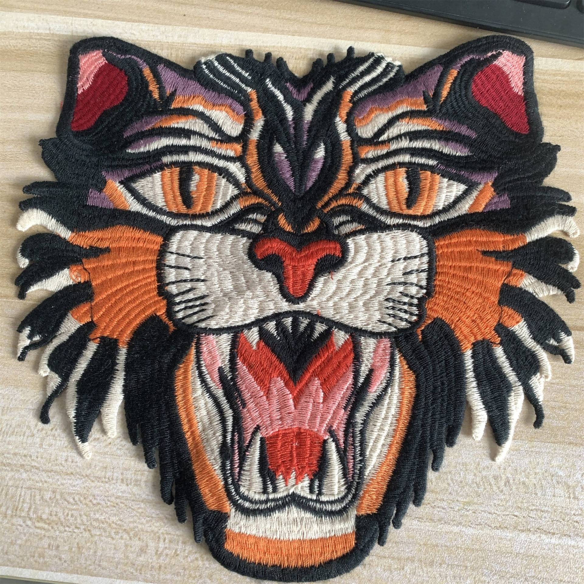 Großer Tiger Aufnäher Gesticktes Kleidungsaccessoire | 21 X 21 cm von EsonfashionI