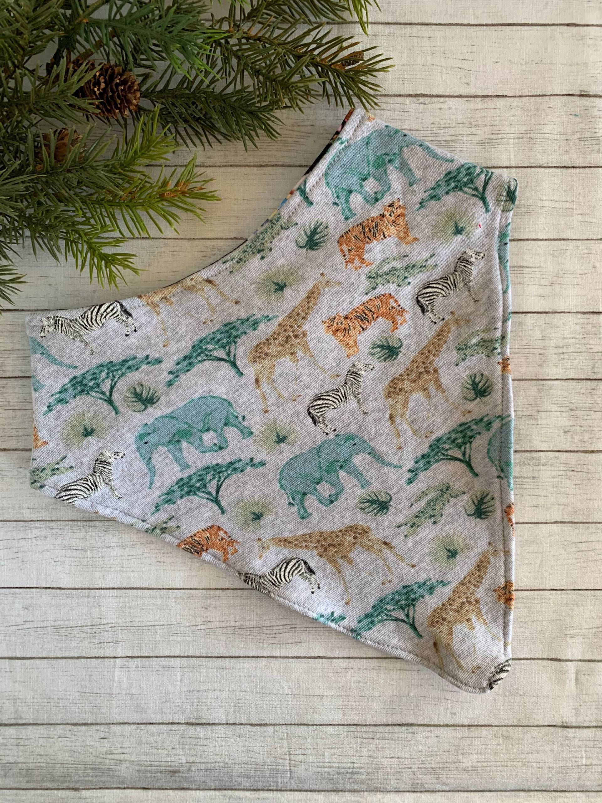 Big Kid Bandana Bib Wasserdicht Teen Spezielle Bedürfnisse Lätzchen Erwachsene Würde Schal Dschungel Tiere Elefant Zebra Giraffe Savana Tiger Big Kid Bandana Bib Wasserdicht Teen Spezielle Bedürfnisse Lätzchen Erwachsene Würde Schal Dschungel Tiere Elefant Zebra Giraffe Savana Tiger von EspeciallyUniqueInc