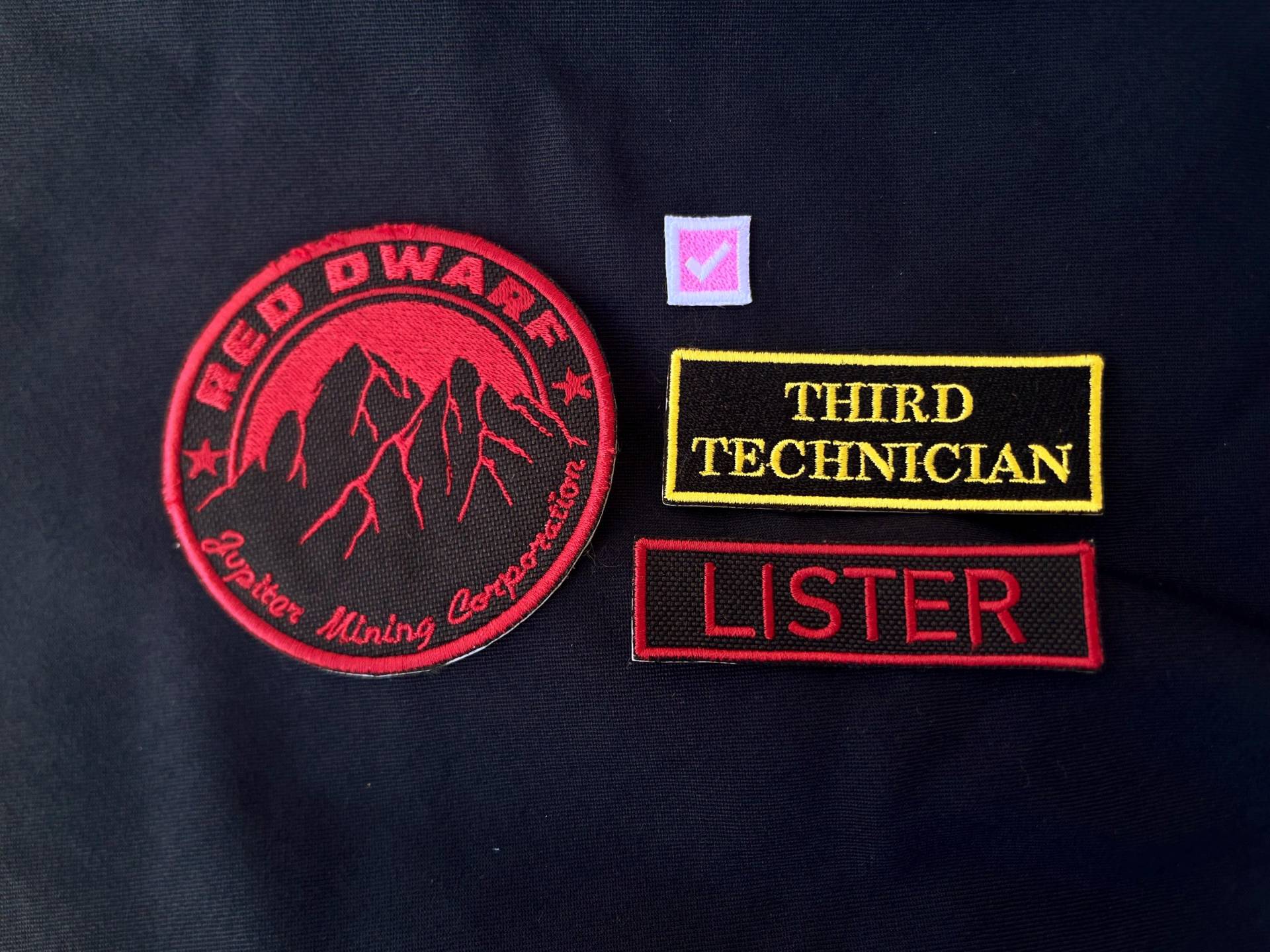 Dave Lister Set Flicken Für Tracht | 4 Stück Roter Zwerg von EsperantaDragon