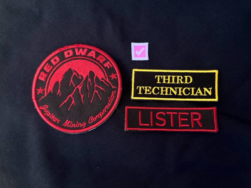 Dave Lister Set Flicken Für Tracht | 4 Stück Roter Zwerg Dave Lister Set Flicken Für Tracht | 4 Stück Roter Zwerg von EsperantaDragon