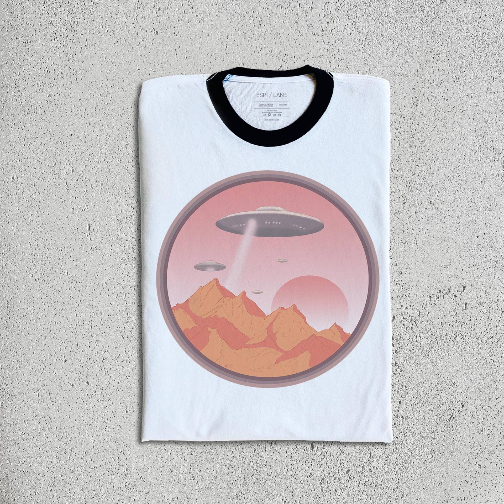 Retro Ufo-Grafik-T-Shirt | 70Er Jahre Style Alien Shirt Retro Ufo-Grafik-T-Shirt | 70Er Jahre Style Alien Shirt von EspiLane