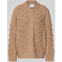 Essentiel Antwerp Loose Fit Strickjacke aus Woll-Mix mit Strasssteinbesatz Modell 'ILTIMATE' in Camel, Größe M von Essentiel Antwerp