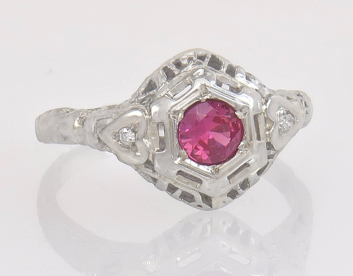 18K Weißgold .27Ct Simulierter Rubin & Echter Diamant Art-Deco-Ring Größe 5, 5 von EstateAntiqueJewelry