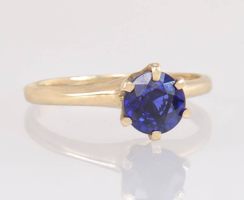 Antike 14K Gelbgold .87Ct Saphir Solitär Edwardian Verlobungsring Sz 7 von EstateAntiqueJewelry