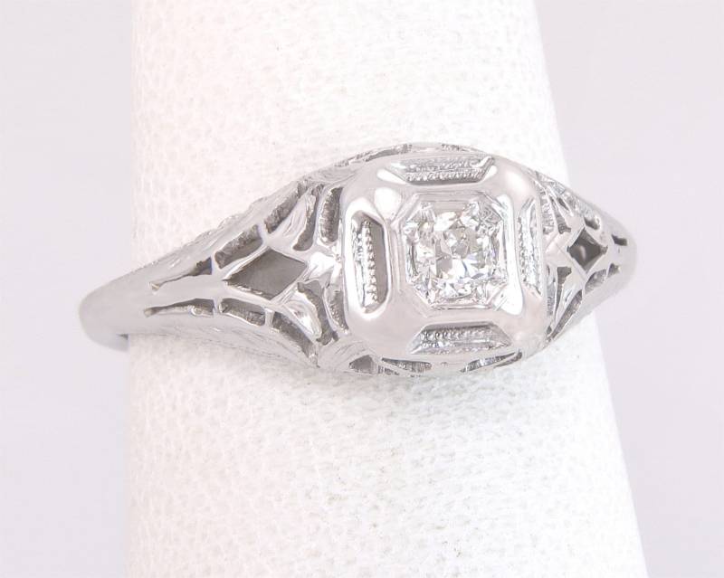 Antike 14K Weißgold .05Ct Echter Diamant Art-Deco-Verlobungsring Größe 6, 25 von EstateAntiqueJewelry