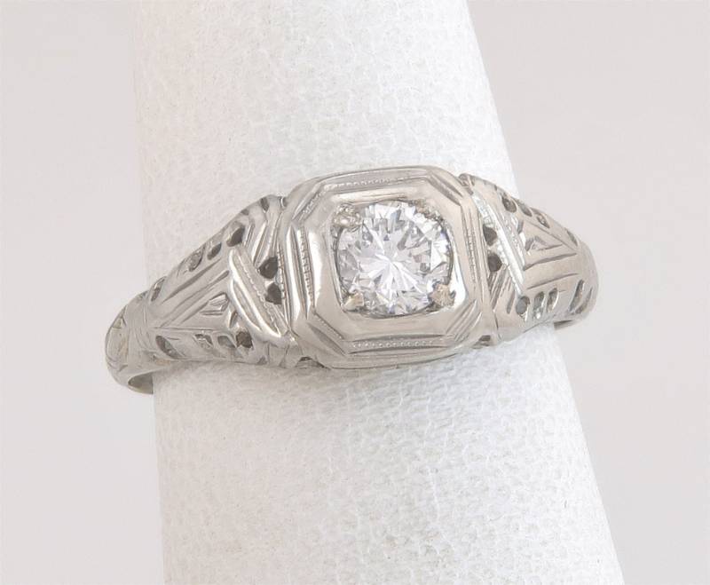 Antike Art-Deco .22Ct Diamant 18K Weißgold Blumen Verlobungsring Größe 4, 75 von EstateAntiqueJewelry