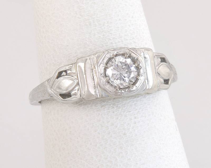 Antike Art-Deco .37Ct Echter Diamant 18K Weißgold Verlobungsring Größe 7, 25 von EstateAntiqueJewelry