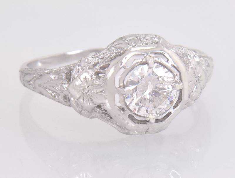 Antike Egl Zertifizierte .47Ct Diamant Blumen 18K Gold Art Deco Verlobungsring von EstateAntiqueJewelry