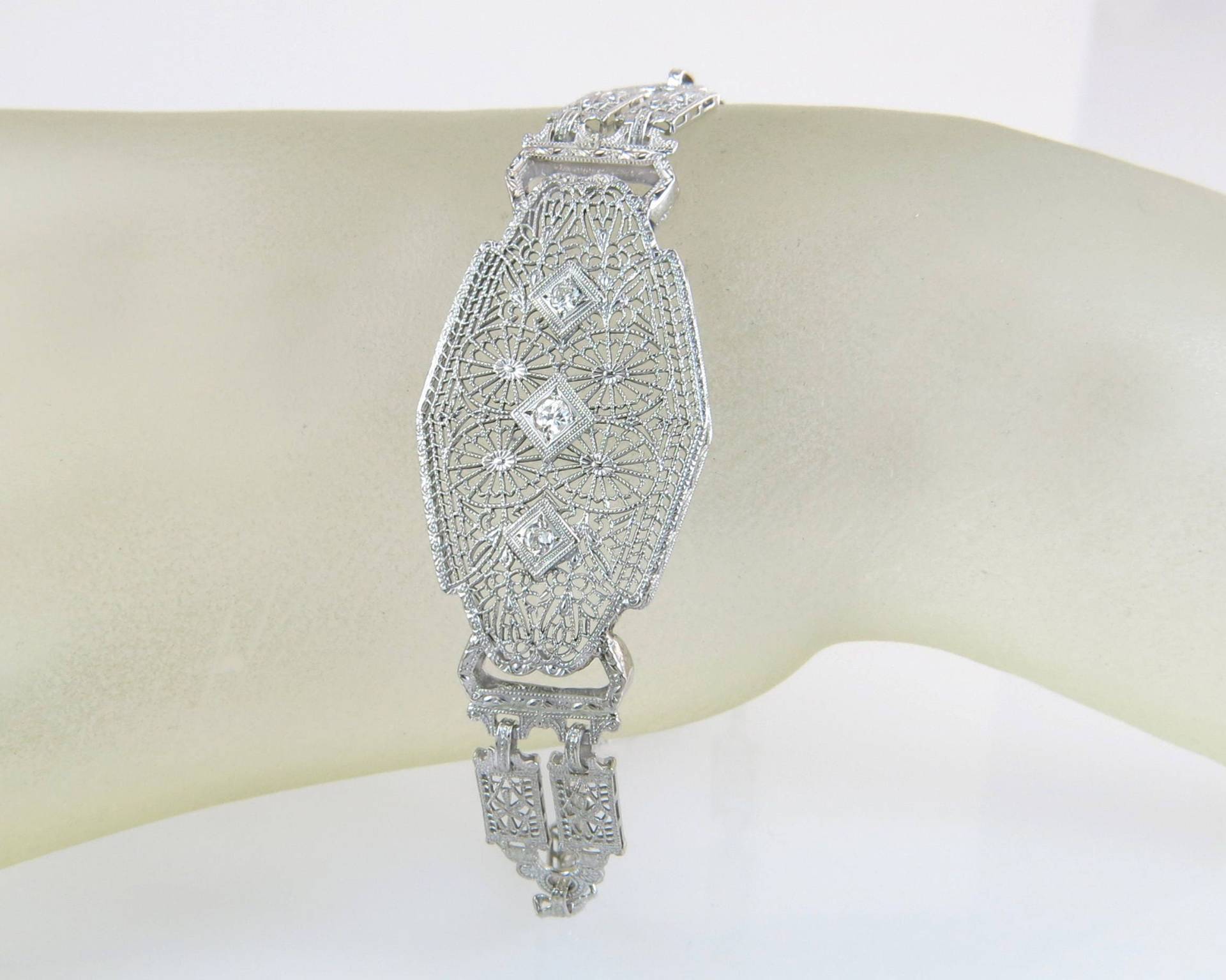 Antike Estate Filigrane .10Ct Echte Diamant 10K Weißgold Art-Deco-Armband von EstateAntiqueJewelry