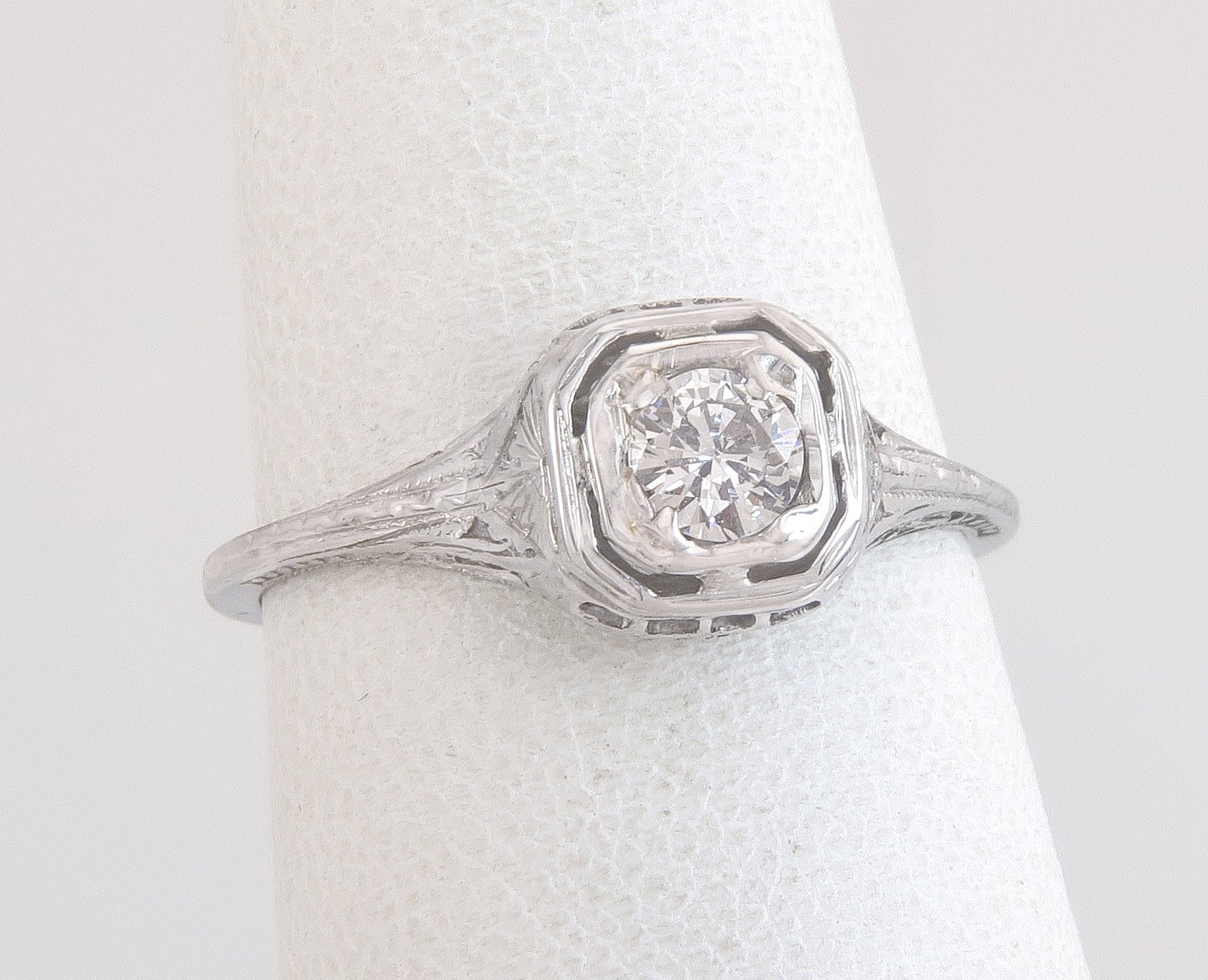 Antiker Art Deco .22Ct Diamant 18K Weißgold Solitär Verlobungsring Größe 6, 25 von EstateAntiqueJewelry