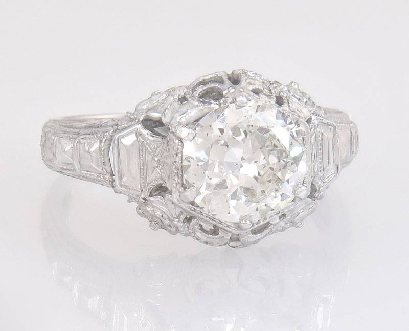 Antiker Art-Deco-Egl-Zertifizierter .88Ct Übergangsdiamant 18K Goldring Größe 3, 75 von EstateAntiqueJewelry