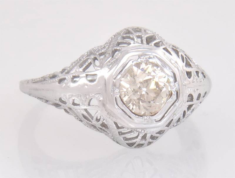 Antiker Gia-Zertifizierter .48Ct Art-Deco-Ring Mit Hellgelbem, Braunem Diamant von EstateAntiqueJewelry