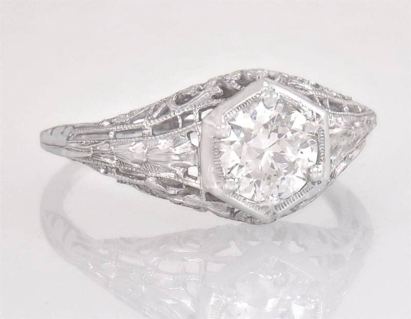 Antiker Gia-Zertifizierter .60Ct J Vvs2 Diamant 18K Gold Art-Deco-Verlobungsring von EstateAntiqueJewelry