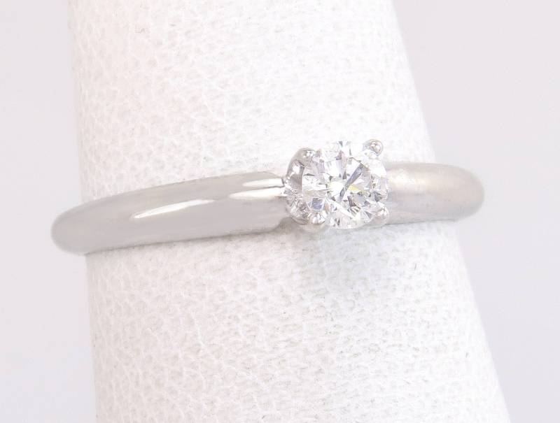Designer .17Ct Echter Diamant 14K Weißgold Solitär Verlobungsring Größe 5, 5 von EstateAntiqueJewelry