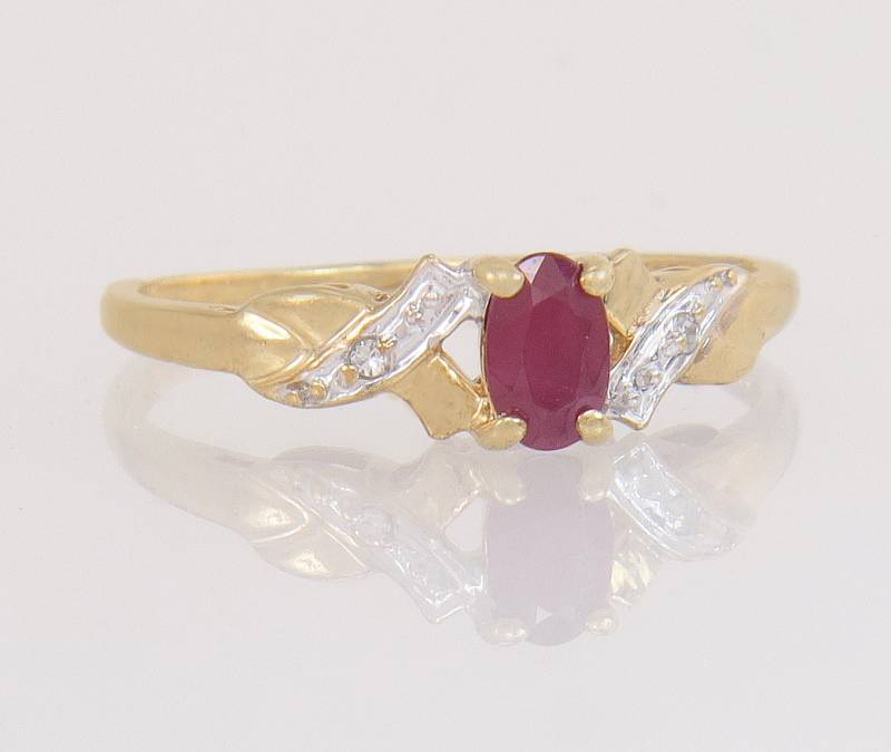 Designer .25Ct Echter Diamant & Rubin 10K Gelbgold Verlobungsring Größe 5, 5 von EstateAntiqueJewelry