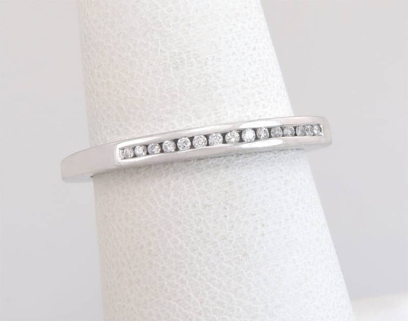 Designer B & H .25Ct Echter Diamant 14K Weißgold Ehering Größe 6, 75 von EstateAntiqueJewelry