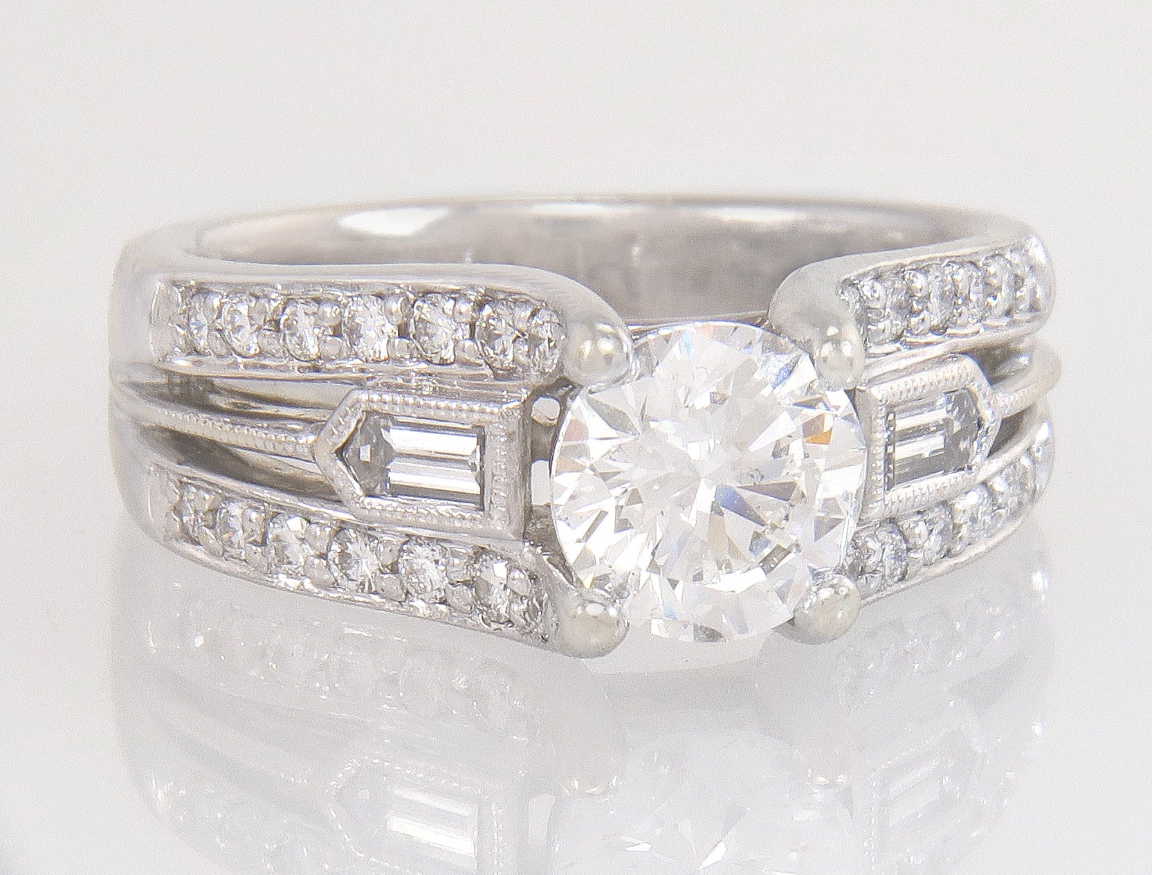 Gia-Zertifizierter G Si1-Diamantring Mit Rundem Brilliantschliff 1, 48 Karat 18K Gold, Größe 5, 25 von EstateAntiqueJewelry