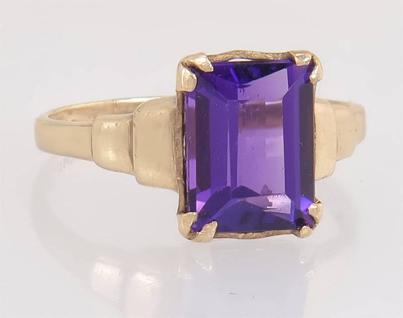 Vintage Gut 2.25Ct Amethyst Edelstein Hochglanzpoliert 750 Gelbgold Ring Gr.5, 75 von EstateAntiqueJewelry