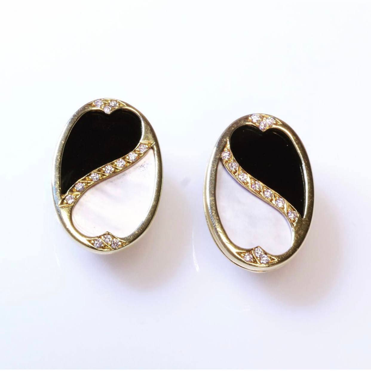 18K Gold Yin Yang Vintage Ohrringe von EstateJewelryOutlet
