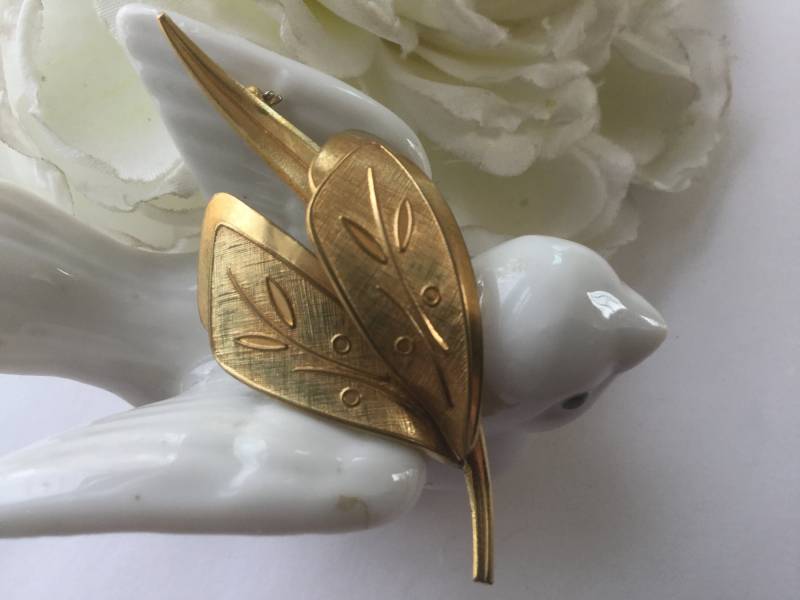 Rolled Blattgold Anstecknadel Brosche Germany Rgp Geätzt Floral Mid Century Brautstrauß 50Er Jahre Hochzeitsgeschenk von EstatementTreasures