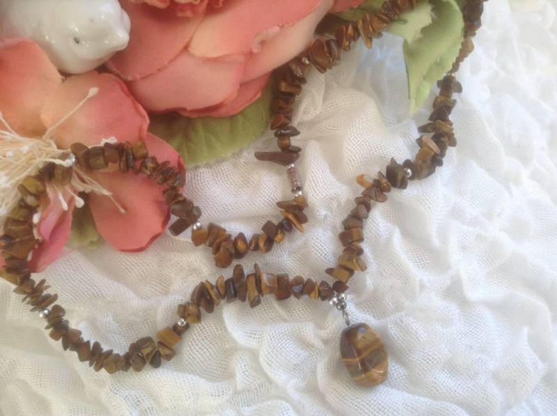 Tigerauge Chip Anhänger Halskette 18 "Handgefertigte Natürliche Trommelsteine Braun Polierte Steine Vintage Schmuck Halbedelstein Geschenk von EstatementTreasures