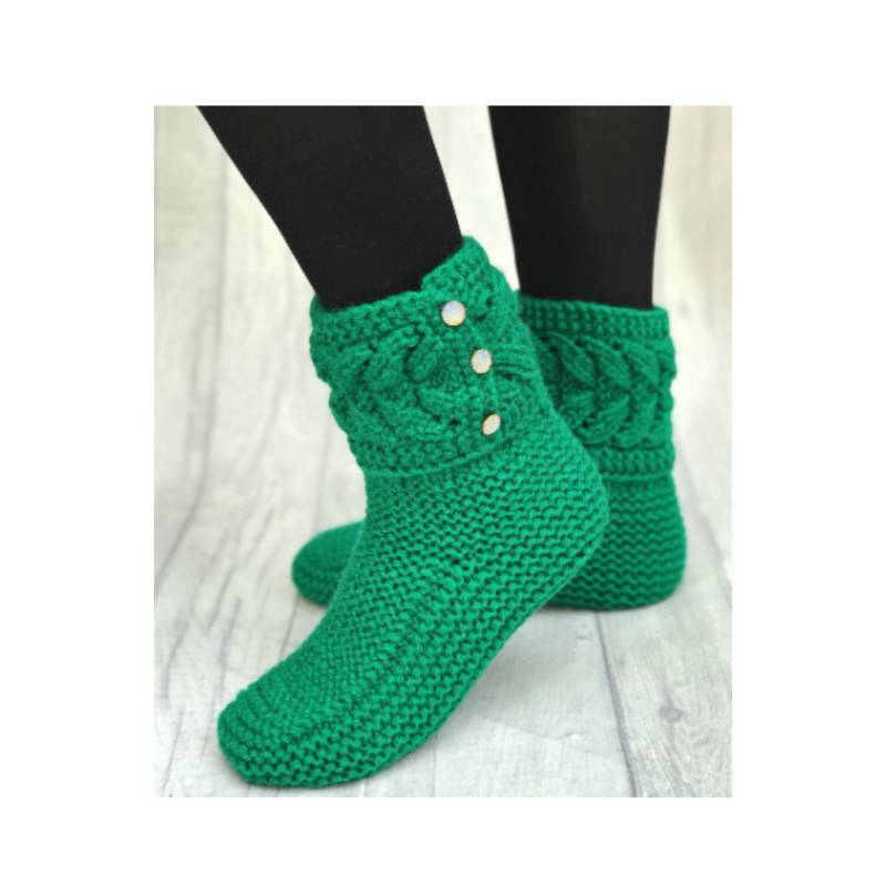 Handgestrickte Wolle Slipper Socken, Grüne Zopfmuster Booties von EstiloShop