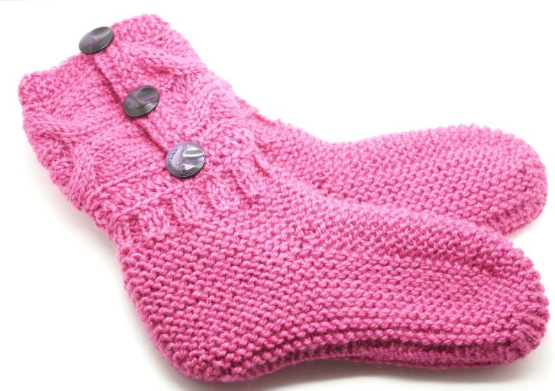 Handgestrickte Socken Aus Wolle Mit Knopf von EstiloShop