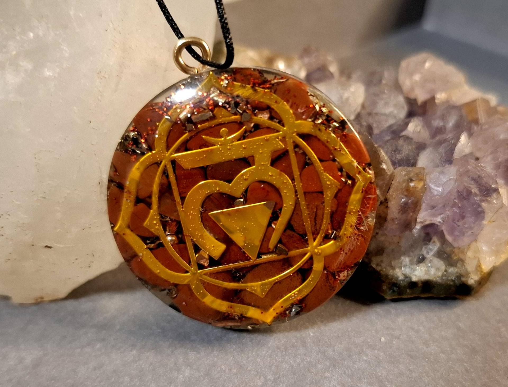 Orgonit Anhänger Roter Jaspis Orgonit Anhänger Roter Jaspis von FaithEnergy