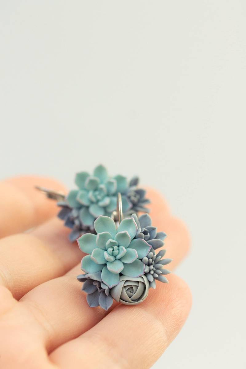 Handgemachte Blaue Sukkulenten Ohrringe Polymer Clay Schmuck von EtenIren