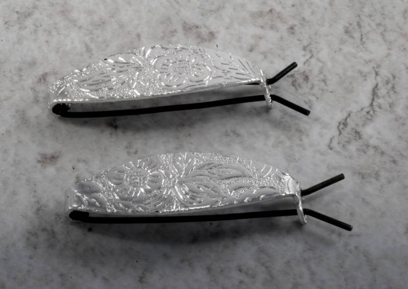 Jahrgang Haarspange Paar Silberfarbenes Metall Oval Geätzt Design Kleine Leichte C von EternalBohemian