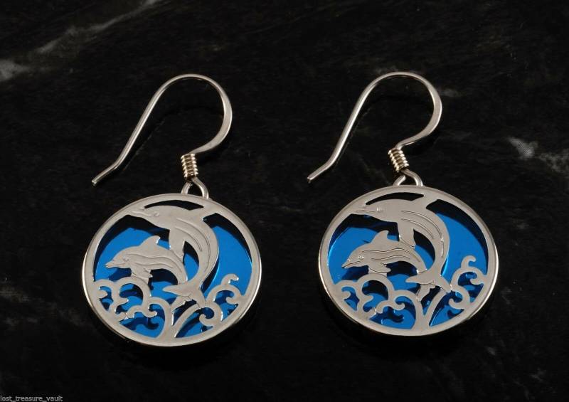 Vintage Delphin Ohrringe Silber Ton Metall 3D Blau Hintergrund Schmuck von EternalBohemian