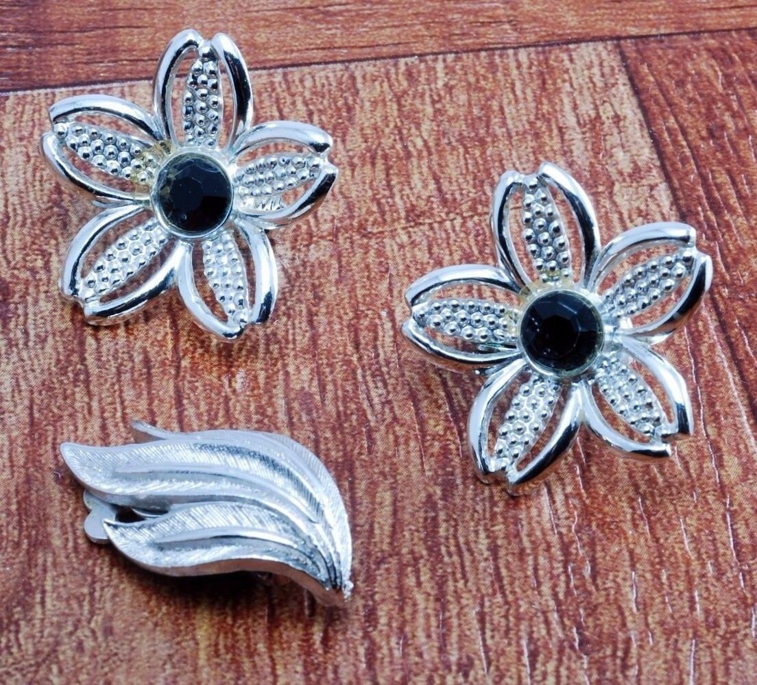 Vintage Earring Dress Clip Lot Coro Sarah Coventry Silver Tone Metal Flower Leaf von EternalBohemian