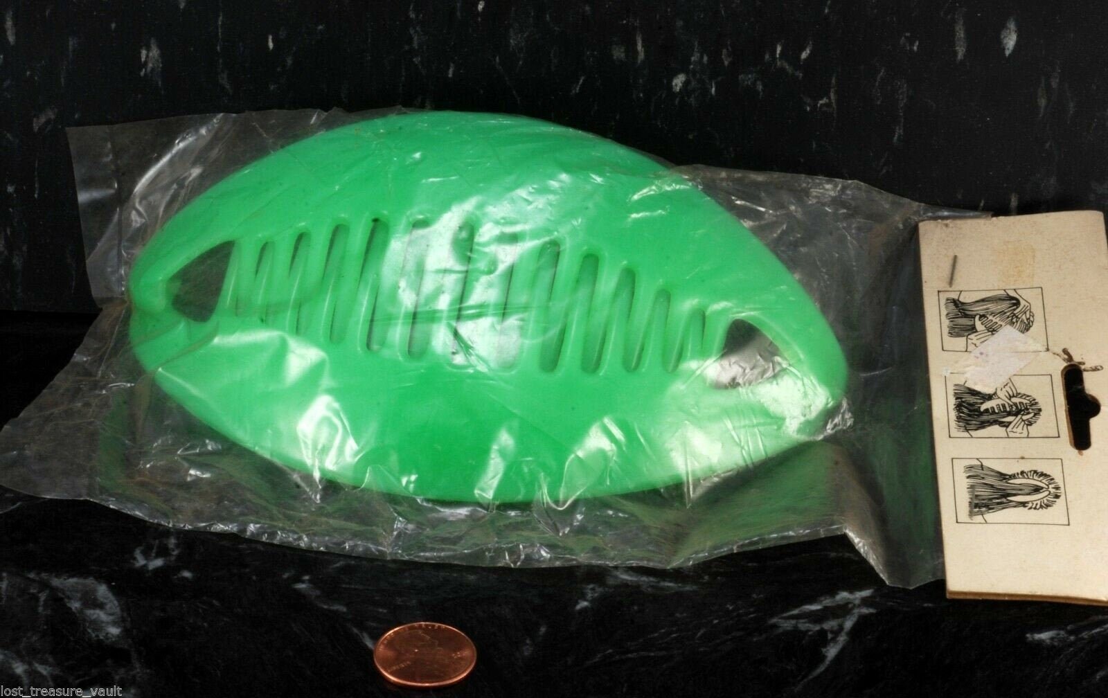 Vintage Haarkamm Teaser Paar Grün Retro Nos Tot Stock Haar Zubehör von EternalBohemian