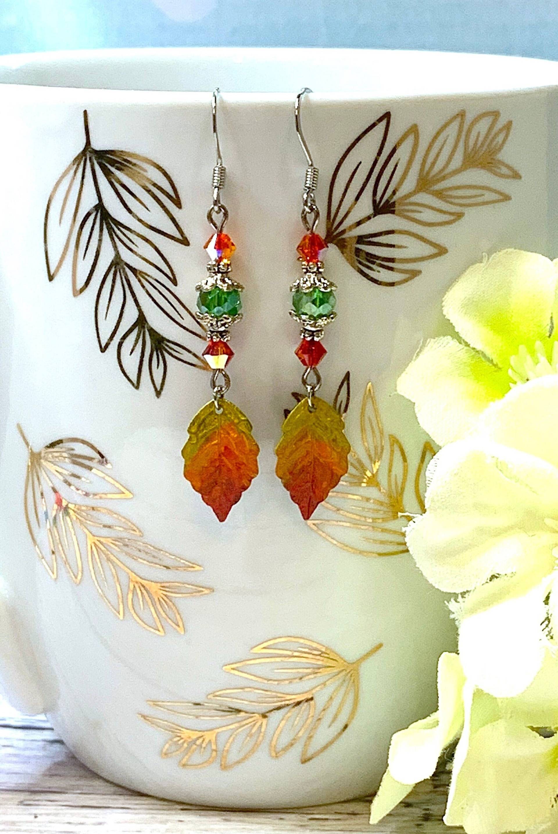 Handbemalte Herbstblatt Kristall Ohrringe Handbemalte Herbstblatt Kristall Ohrringe von EternalHopeDesign