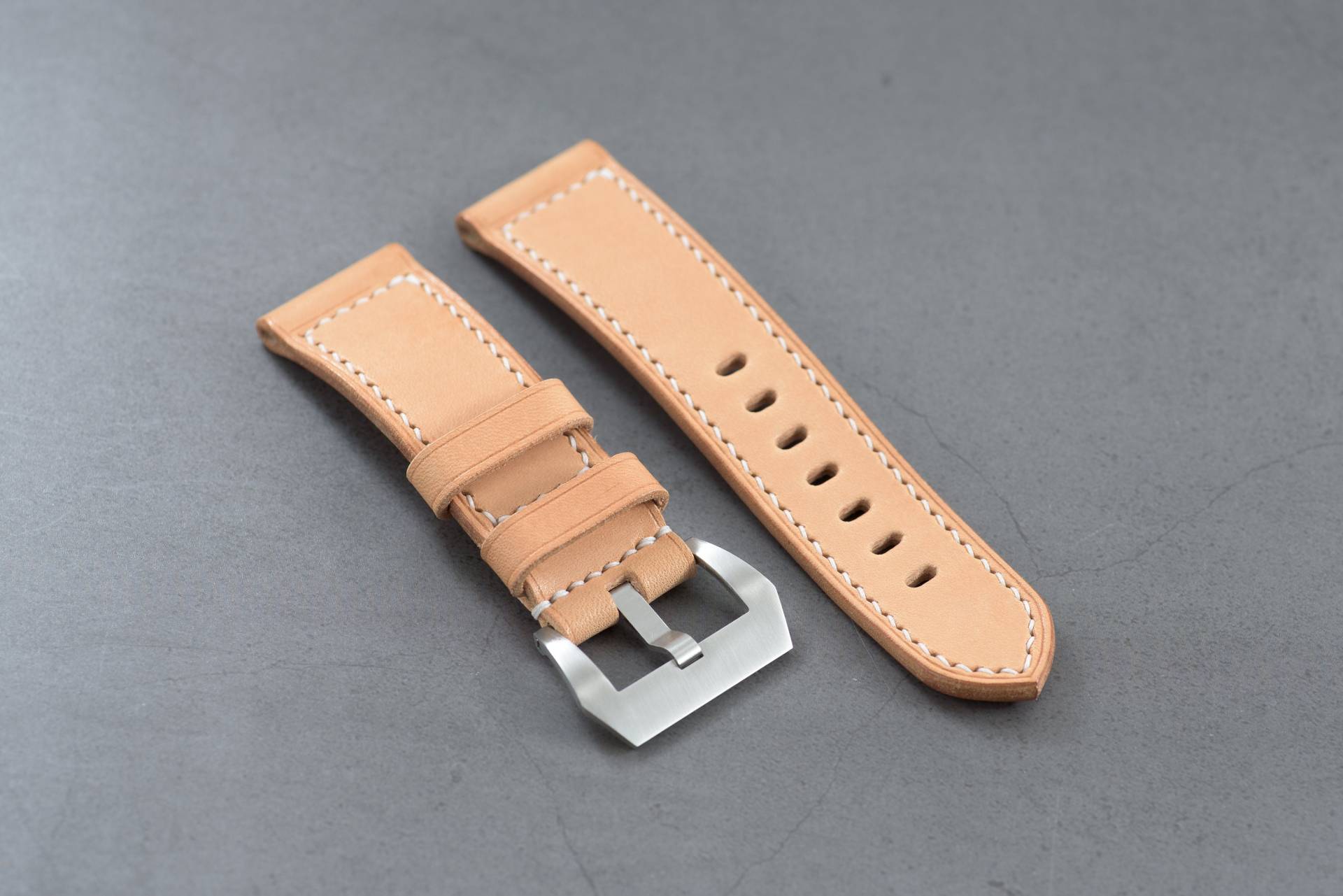 Naturleder Tapered "Heritage" Uhrenarmband Für Panerai Uhren Naturleder Tapered "Heritage" Uhrenarmband Für Panerai Uhren von EternalLeatherGoods