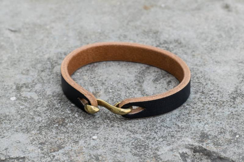 Pflanzlich Gegerbtem Leder S-Haken-Armband Pflanzlich Gegerbtem Leder S-Haken-Armband von EternalLeatherGoods