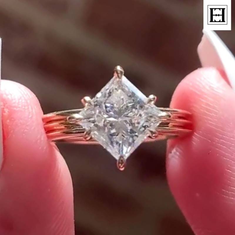 2 Karat Moissanit Verlobungsring 14K Gold Minimalist Solitär 2 Karat Moissanit Verlobungsring 14K Gold Minimalist Solitär von EternaleleganceDE