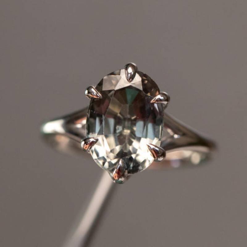 3 Karat Oval Grauer Moissanit Verlobungsring 14K Weißgold Gothic Ehering von EternaleleganceDE