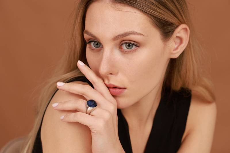 Handgemachte Sterling Silber Edelstein Ring, Modernist Solitaire von EternityPieces