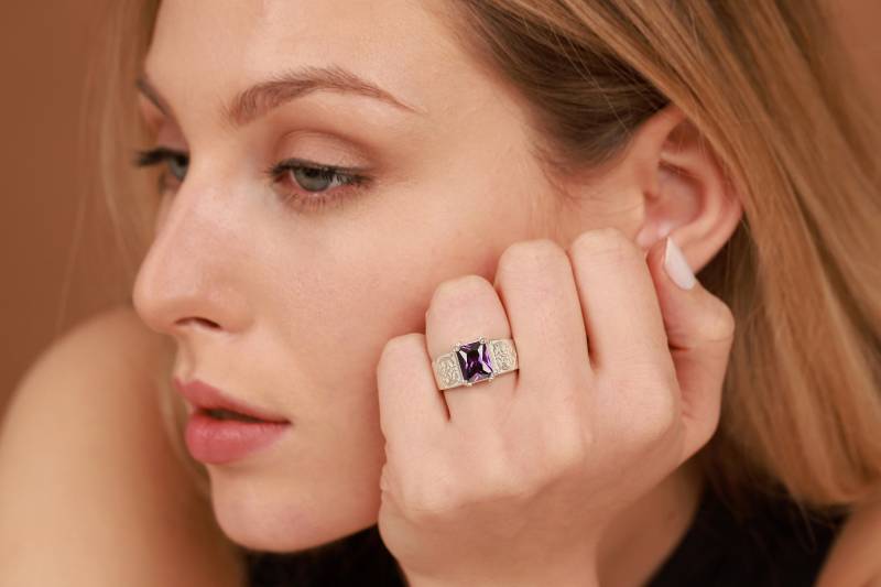 strahlenförmiger Amethystring Mit Eingravierten Blattmotiven, Chunky Ring Für Jubiläumsgeschenk, Solitärring Geburtstagsgeschenk strahlenförmiger Amethystring Mit Eingravierten Blattmotiven, Chunky Ring Für Jubiläumsgeschenk, Solitärring Geburtstagsgeschenk von EternityPieces