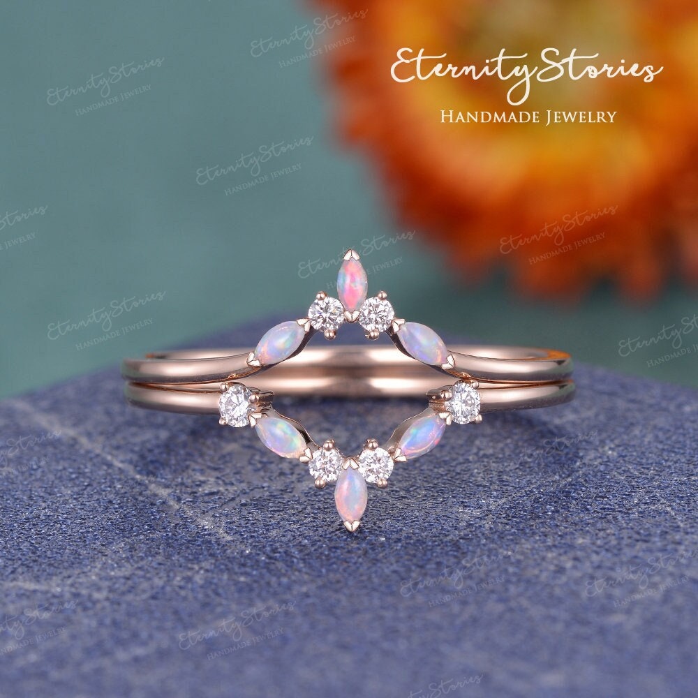 Marquise Cut Natürlicher Opal Ehering V-Förmiges Band Geschwungen Rosegold Frauen Zierliche 2Stk Stapelring Individuell Geschenk Machen von EternityStories