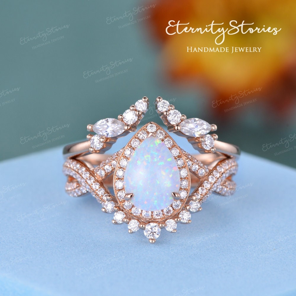 Unikat Pear Shaped Opal Verlobungsring Set Frau Infinity Lab Rose Gold Braut Double Halo Ring Offen Hochzeit Band Jahrestag Geschenk von EternityStories