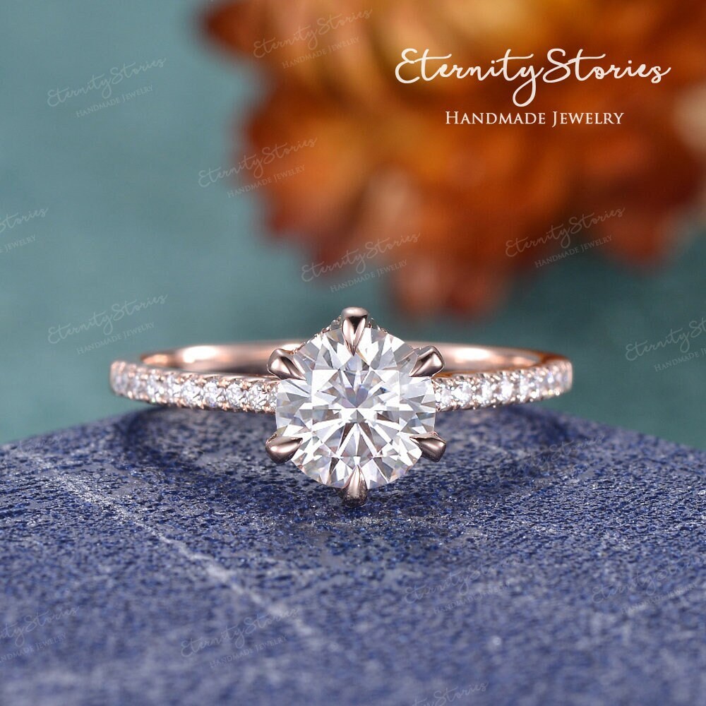 Verborgener Heiligenschein Moissanit Verlobungsring Classic Half Eternity Roségold Krone Schaft Versprechen Ring Kathedrale Geschenk Für Frau von EternityStories