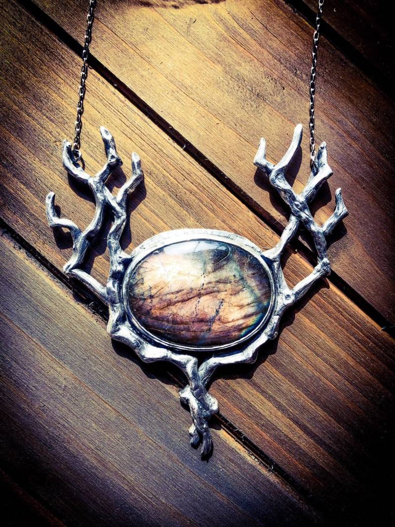 Labradorit Sterling Silber Ast Halskette, Große Statement Baum Schmuck, Natur Anhänger, Unikat, Nur 1 Verfügbar Labradorit Sterling Silber Ast Halskette, Große Statement Baum Schmuck, Natur Anhänger, Unikat, Nur 1 Verfügbar von EtherealEarthGifts